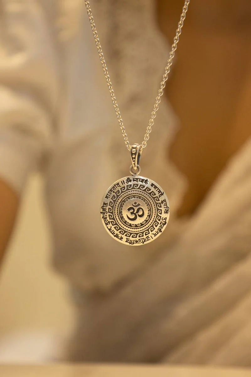 Siddh Maha Mrityunjaya Mantra Pendant (With Chain)