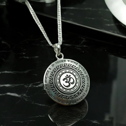 Siddh Maha Mrityunjaya Mantra Pendant (With Chain)